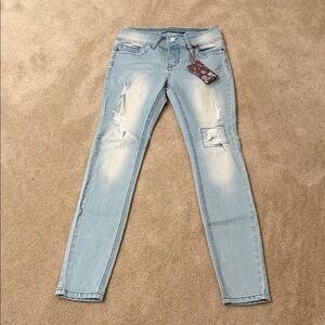 Stylish Light Blue Skinny Jeans